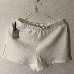 Aritzia Cozy Fleece Ivory Shorts